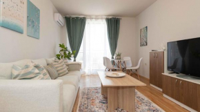 June One Bedroom sea view apartment Diamond Beach Resort